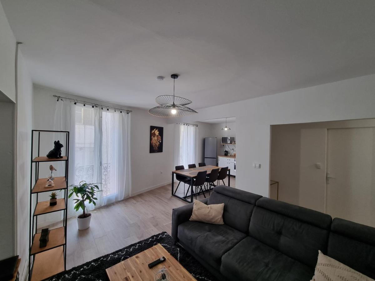 Etienne Dollet Apartment Beziers