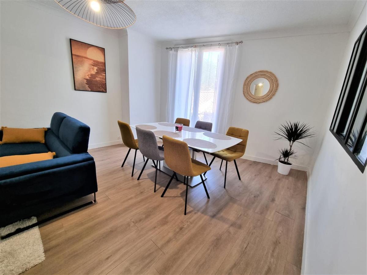 Etienne Dollet Apartment *